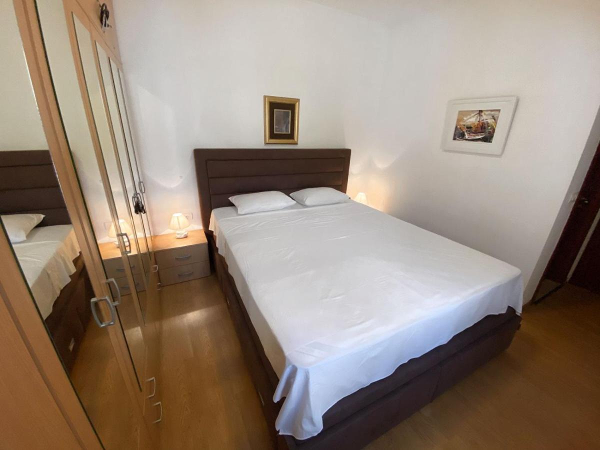 Welcome Apartments Petrovac Ngoại thất bức ảnh